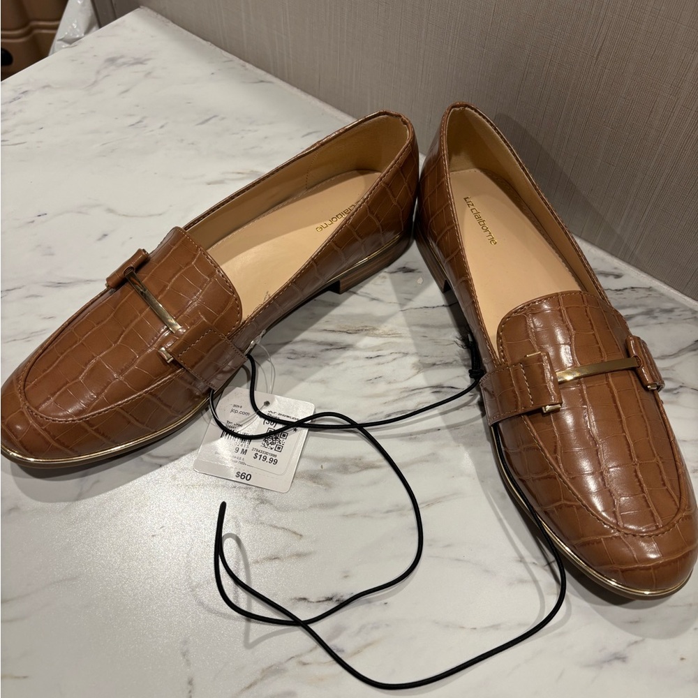 Liz Claiborne Brown Croc-Embossed Loafers